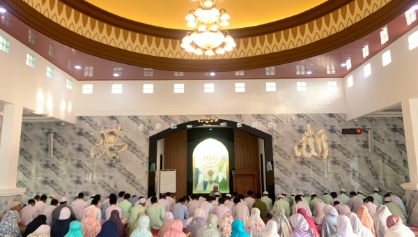 Memperkuat Iman dan Karakter: Kegiatan Kerohanian di SMK Budhi Warman II